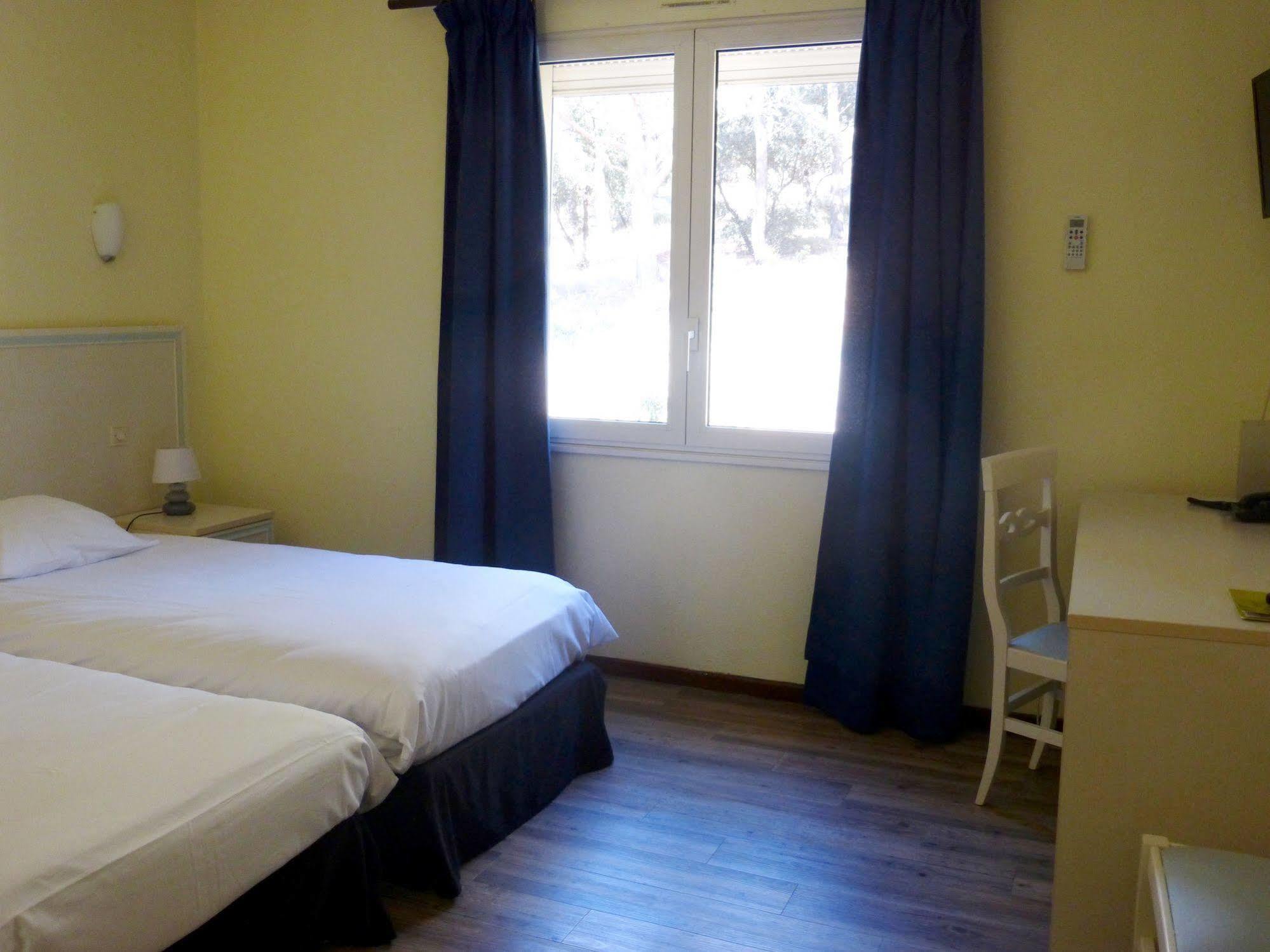 Best Western Domaine De Roquerousse Salon-de-Provence Luaran gambar